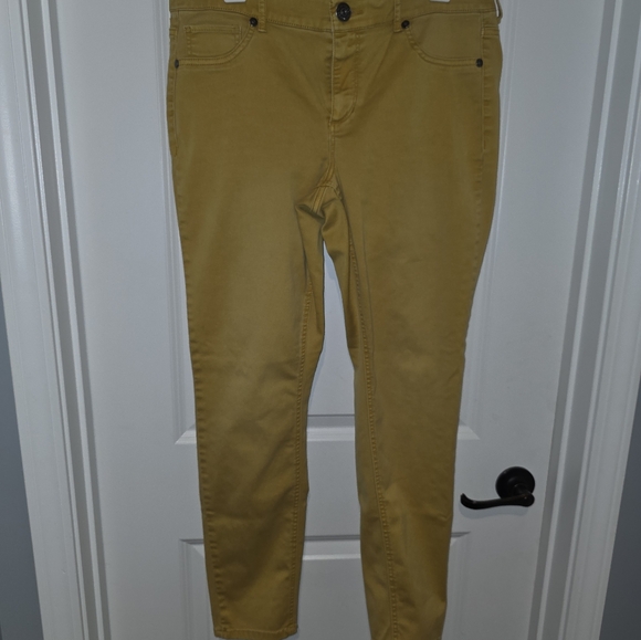 These Are Individually Sold - Picture 4 of 16